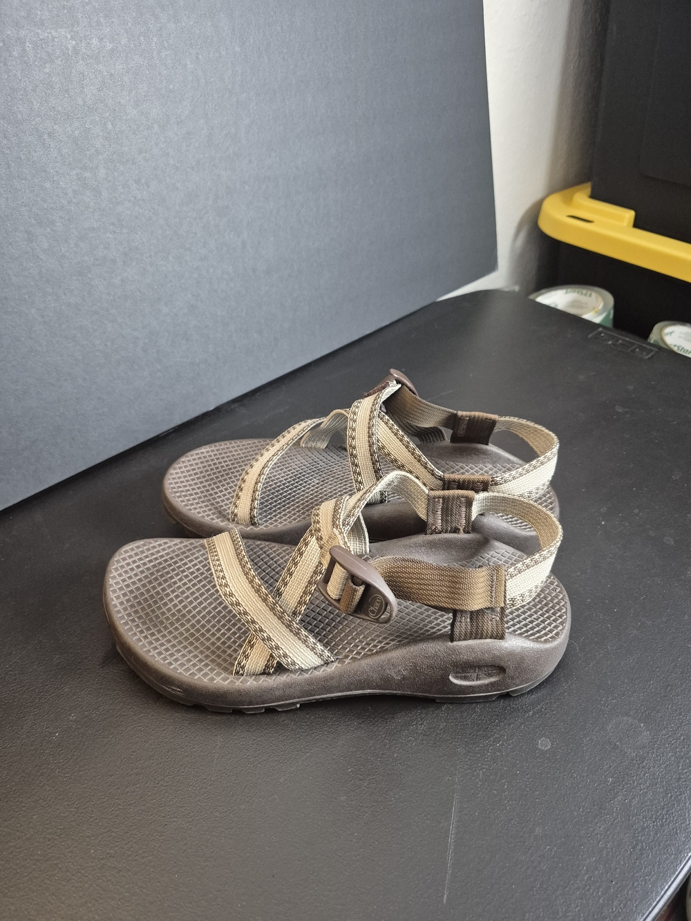 Kids Brown Sport Sandals with Adjustable Straps Size 7